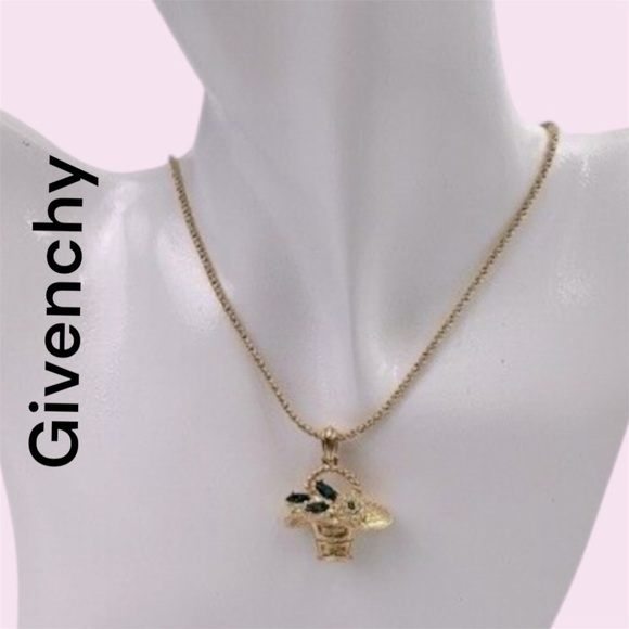 SOLD. Givenchy vintage flower basket charm choker necklace. Make an offer. - Picture 6 of 8